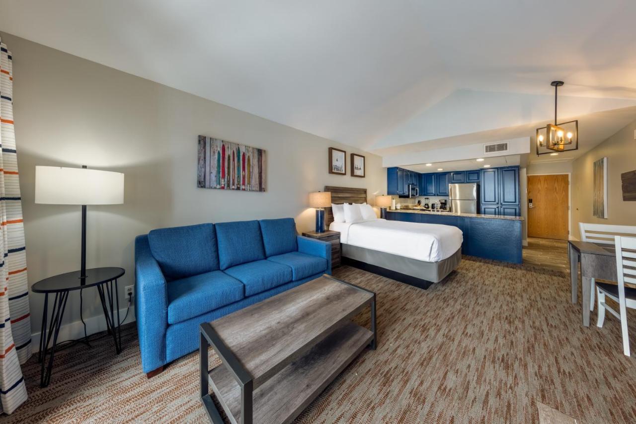 Raintree's Park Plaza Park Resort