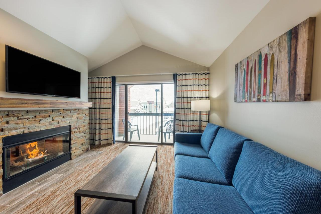Raintree's Park Plaza Park Resort 3*