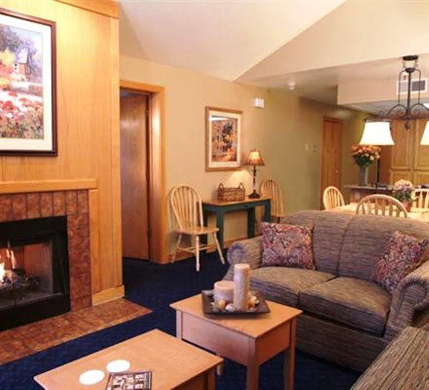 Raintree's Park Plaza Park 3*