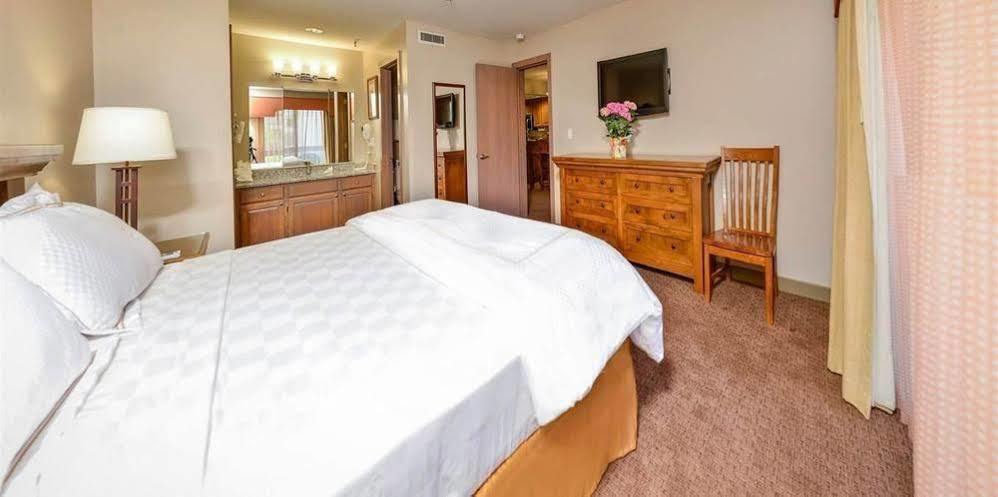 Raintree's Park Plaza Park Resort Park City