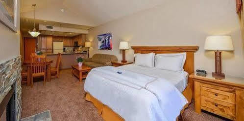 Raintree's Park Plaza Park Resort 3*